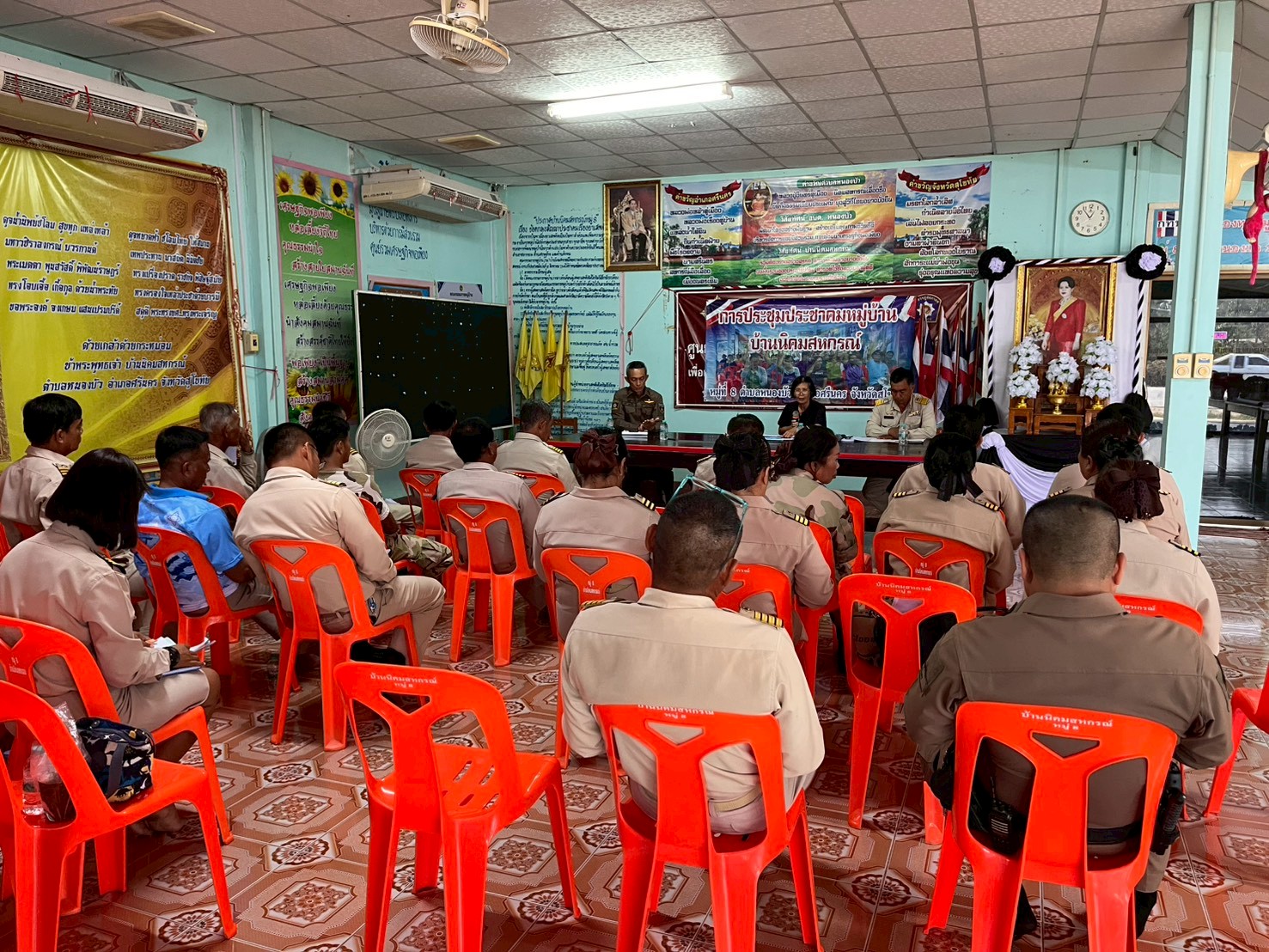 พช.ศรีนคร เข้าร่วมประชุมสัญจรตำบลหนองบัว
